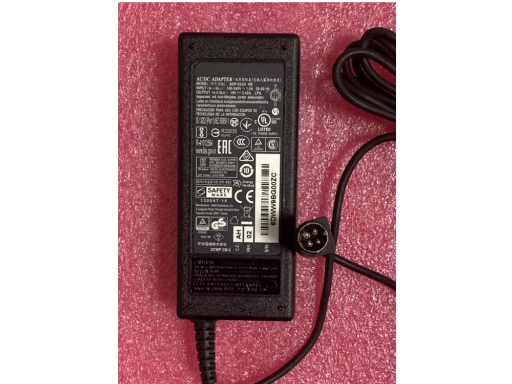 Adattatore DELTA ADP-65JH